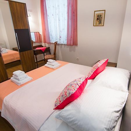 Apartment Vita Palit Eksteriør billede