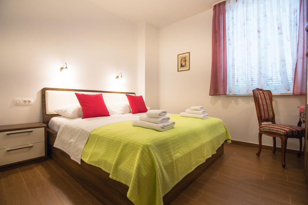 Apartment Vita Palit Eksteriør billede